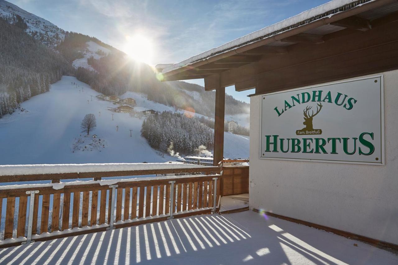 Almhuette Auszeit Saalbach-Hinterglemm Bagian luar foto