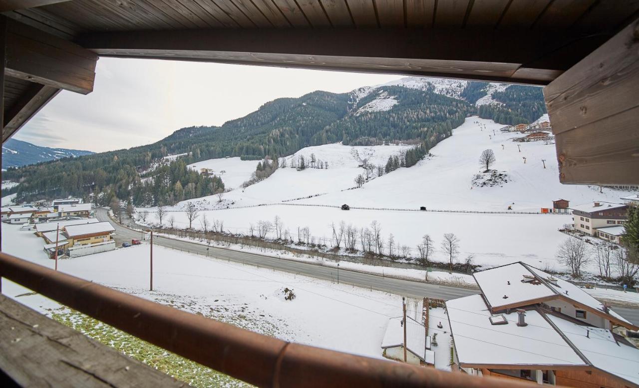 Almhuette Auszeit Saalbach-Hinterglemm Bagian luar foto